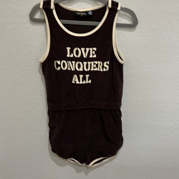 Rock your Kid ‘Love Conquers All’ Romper - Picture 2 of 4